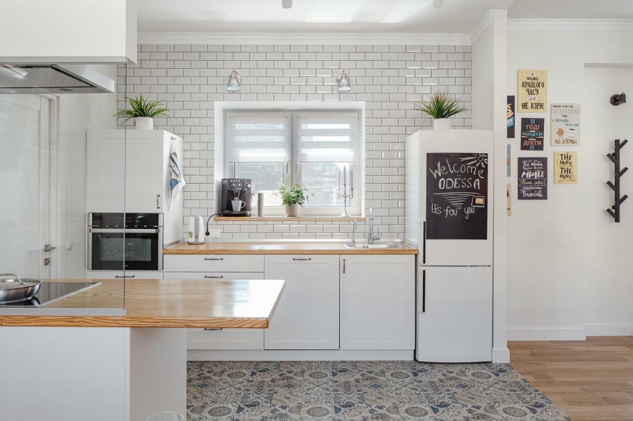 Scandi Apart Odessa Exteriör bild